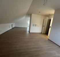 65 qm, 3-Zimmer DG-Wohnung, Nähe Airbus, Zott, Donauwörth - Kaisheim