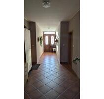 zentrumsnahe, wunderschön geschnittene 4 Raum Wohnung mit Schlossblick - Ballenstedt