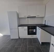 Wohnen mit Aussicht! Ihre neue Wohlfühloase mit Balkon und Einbauküche - Magdeburg Alt Olvenstedt