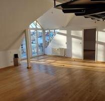 Exklusive Studio- Mietwohnung - 1.150,00&nbsp;EUR Kaltmiete, ca.&nbsp; 152,00&nbsp;m&sup2; in Rotthalmünster (PLZ: 94094)