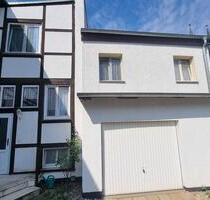 Individuelle 2,5-Zimmer-Wohnung in der Oberstr. in Burg