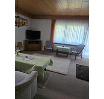 Wohnung mieten - 890,00&nbsp;EUR Kaltmiete, ca.&nbsp; 80,00&nbsp;m&sup2; in Bayreuth (PLZ: 95445) Meyernberg