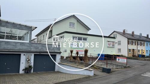 Foto - 3-Zimmer Wohnung in einem Wohn- und Geschäftshaus