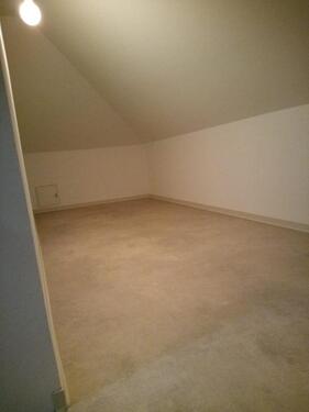 Foto - 7 Raum Wohnung - 800,00&nbsp;EUR Kaltmiete, ca.&nbsp; 163,00&nbsp;m&sup2;