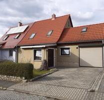 Reihen-Einfamilienhaus mit großem Garten - Zeitz