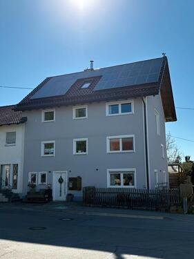 Foto - Großzügiges Einfamilienhaus mit viel Platz und kleinem Garten
