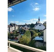 Helle und ruhige 2-Zimmer-Wohnung mit Balkon ab 15. Oktober - Velbert Pöthen