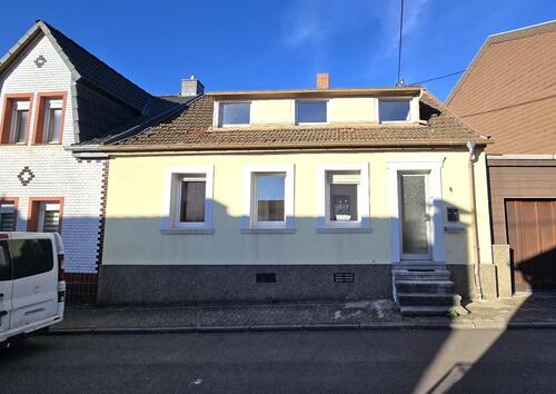 Foto - Charmantes Einfamilienhaus mit Garten in SB - Dudweiler
