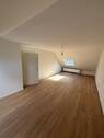 Foto - Kernsaniertes 3-Zimmerwohnung - 1.400,00&nbsp;EUR Kaltmiete, ca.&nbsp; 90,00&nbsp;m&sup2;