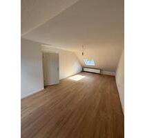 Kernsaniertes 3-Zimmerwohnung - 1.400,00&nbsp;EUR Kaltmiete, ca.&nbsp; 90,00&nbsp;m&sup2; in Wiesbaden (PLZ: 65187) Biebrich