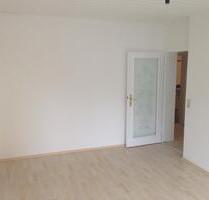 2-Zimmer-Wohnung - Erdgeschoss mit Balkon & Gartennutzung - Haldensleben