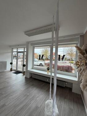 Foto - TOP Ladenfläche - 870,00&nbsp;EUR Kaltmiete, ca.&nbsp; 110,00&nbsp;m&sup2;