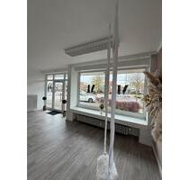 TOP Ladenfläche - 870,00&nbsp;EUR Kaltmiete, ca.&nbsp; 110,00&nbsp;m&sup2; in Hiddenhausen (PLZ: 32120)