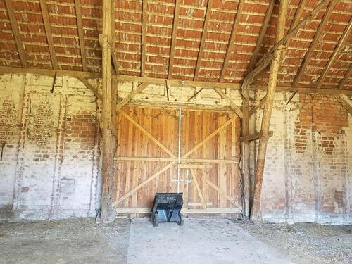 Foto - Wohnwagen-, Wohnmobil-, Boot-, Anhänger-, Oldtimer-Abstellplätze