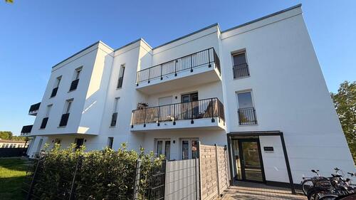 Foto - Helle 2-Zimmer-Wohnung mit Einbauküche und Terrasse