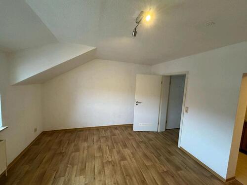 Foto - 2 Zimmer Dachgeschoßwohnung zur Miete in Rastede