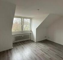 Sehr schöne renovierte 2 Zimmer Wohnung in Duisburg zu vermieten Sehr schöne renovierte 2 Zimmer Wohnung in Duisburg zu vermieten