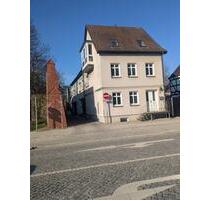 164 m² Wohnung in MFH über 3 Etagen | 5 Zimmer, 3 Bäder, EBK, Gar - Neubrandenburg