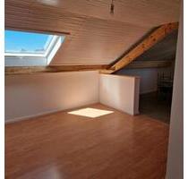 Dachgeschosswohnung in Bleialf - 550,00&nbsp;EUR Kaltmiete, ca.&nbsp; 50,00&nbsp;m&sup2; in Bleialf (PLZ: 54608)