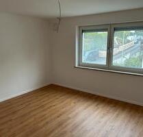 ERSTBEZUG - Moderne 3 Zimmer Wohnung im DG in Schwandorf