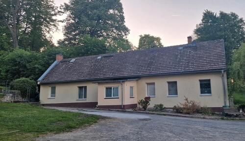 Foto - Günstiges 3,5-Raum-Einfamilienhaus mit EBK in Bad Muskau