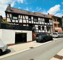 Großes Fachwerkhaus Ohne Denkmalschutz Mit 3 Einheiten - Nidderau