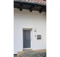 3,5 Zimmer DG Wohnung, separater Eingang,Kücheninsel offene Küche - Springe