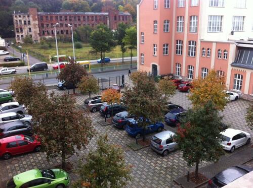 Foto - Parkplätze PKW´s Zentrum von Gera(ReichsstraßeHöhe Arbeitsamt)