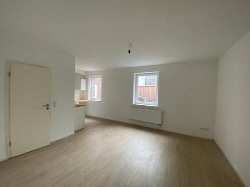 Foto - Schöne 2 Zimmerwohnung in der Stadt mit Waschmaschine und Kühls