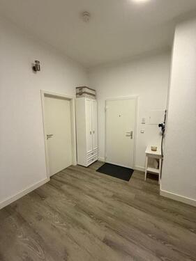 Foto - Provisionsfreie Helle und moderne 3 Zimmer Wohnung mit Balkon