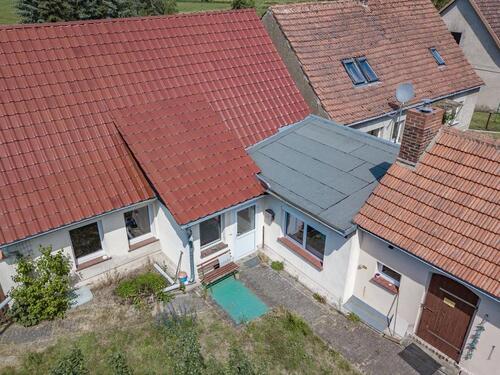 Foto - Haus mit großem Grundstück in idyllischer Lage
