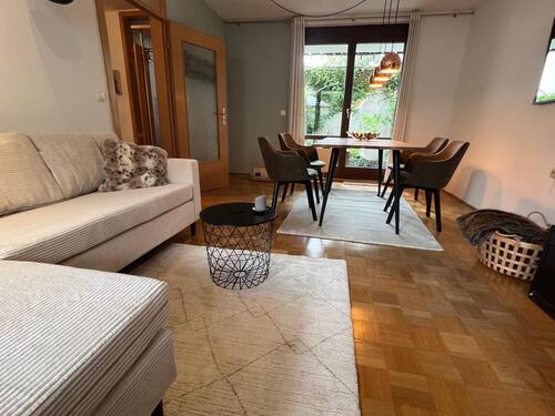 Foto - Möblierte 2-Zimmer-Wohnung mit Garten im Unteren Frauenland zu vermieten