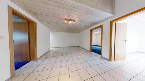 Foto - Dachgeschoßwohnung in Lemberg zur Miete