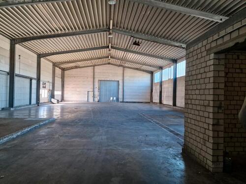 Foto - Halle ca. 600 m² zu vermieten - 3.990,00&nbsp;EUR Kaltmiete, ca.&nbsp; 6,65&nbsp;m&sup2;