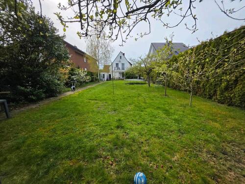 Foto - Baugründstuck (mit EFH) für Doppelhaus in Elsen