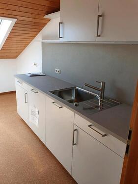 Foto - DG-Wohnung 3 Zimmer - 990,00 EUR Kaltmiete, ca.  78,00 m²