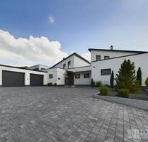 Hochwertige Doppelhaushälfte mit Garten in Reichenschwand! Baujahr 2018!