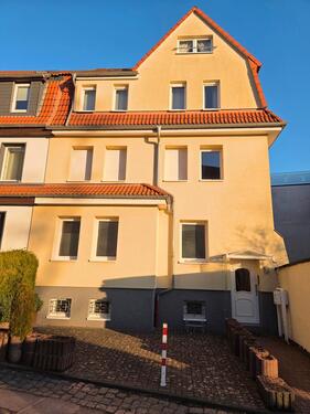 Foto - Niedliche 3 RW mit Einbauküche und Gartennutzung