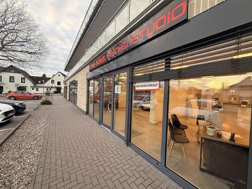 Foto - Neuwertiges Ladenlokal in stark frequentierter Lage Achim Uphusen