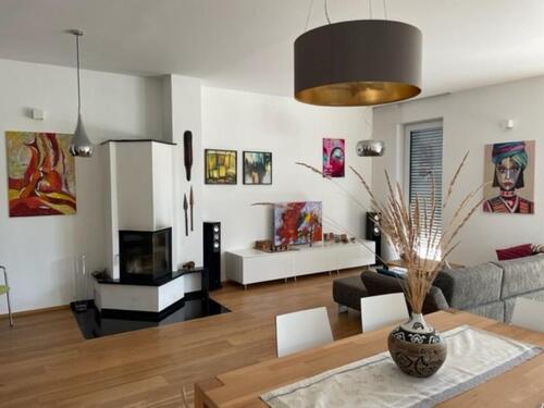 Foto - Geräumiges 4,5-Zimmer Haus Wohnung