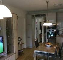Luxuriöse 2-Zimmer-Wohnung mit Einbauküche, Balkon & Garage - München Ramersdorf-Perlach