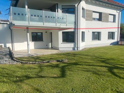 Foto - Bezugsfreie 2-Zimmer Wohnung mit Terrasse und Stellplatz