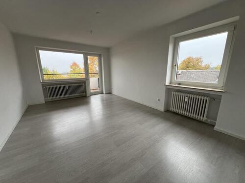 Foto - 3-Zimmer-Wohnung - 75 m² Wfl. - Balkon - Aufzug - in Selb Plößberg