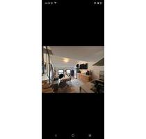 ruhige Dachgeschosswohnung - 740,00&nbsp;EUR Kaltmiete, ca.&nbsp; 60,00&nbsp;m&sup2; in Aachen (PLZ: 52076) Aachen-Mitte