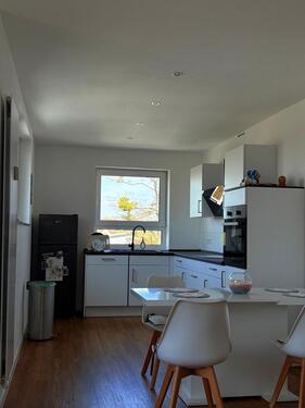 Foto - Moderne 2-Zimmer-Wohnung mit Balkon und Einbauküche