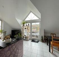 WG-Zimmer in 2er WG Würzburg Höchberg Balkon