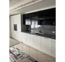 Wohnung zu vermieten - 1.700,00&nbsp;EUR Kaltmiete, ca.&nbsp; 160,00&nbsp;m&sup2; in Waldkraiburg (PLZ: 84478)