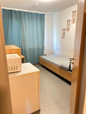 Foto - Möbliertes Zimmer in 3-Zimmer-Wohnung zur Untermiete