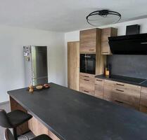 Großzügige, möblierte 133 m² Wohnung mit Balkon, Garten u. Garage - Dietingen