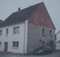 Geräumige Haushälfte 125m2 mit Garage - Steinheim